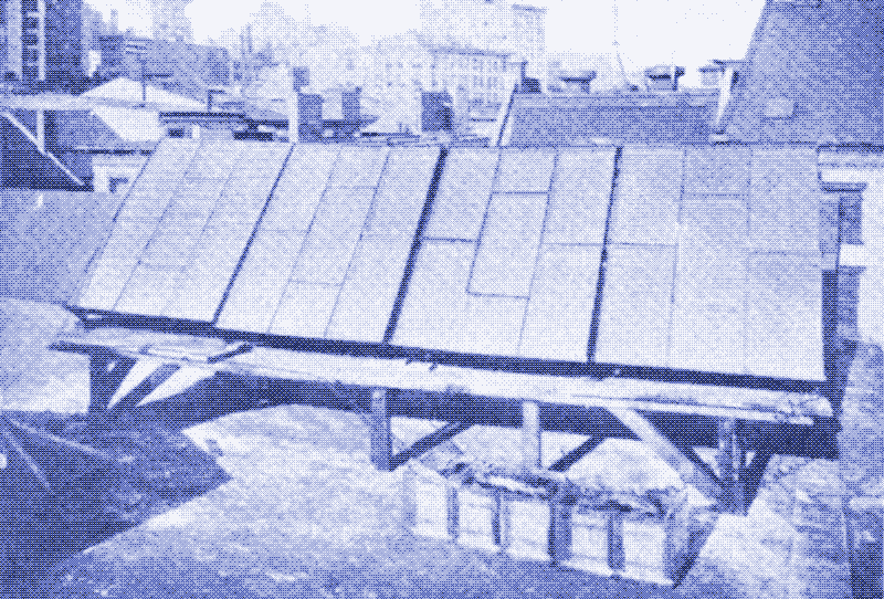 Oben: George Coves drittes Solarpanel. Die Paneele sind nun in einem definierten Winkel geneigt und liegen nicht mehr waagrecht. Quelle: Literary Digest 1909, pp. 1153.